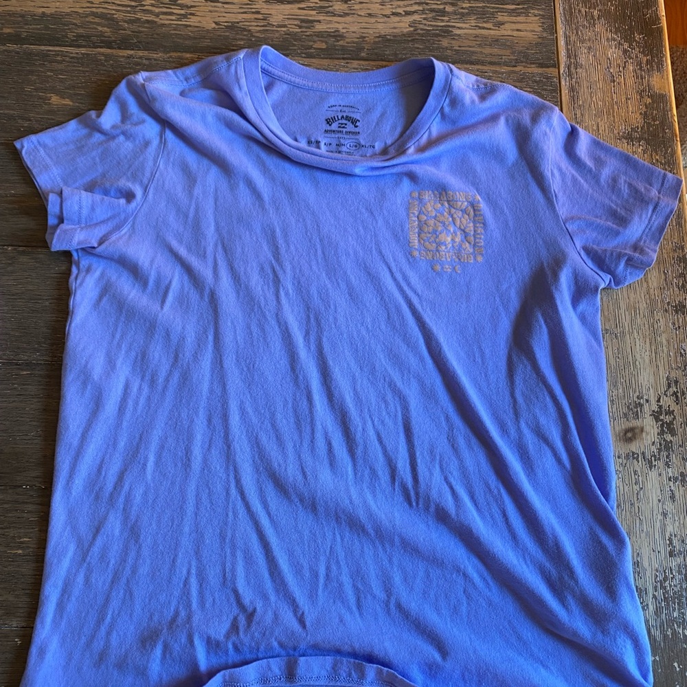 Women Billabong Adventure Division Shirt NWOT